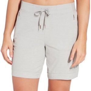 Calia by Underwood Anywhere Bermuda Lightweight Short Size L